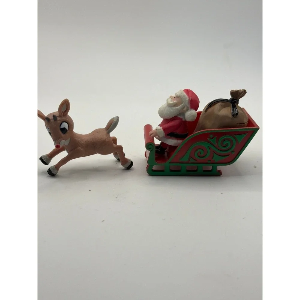 Rudolph the Red-Nosed Reindeer and Island of Misfit Toys Figures lot of 4